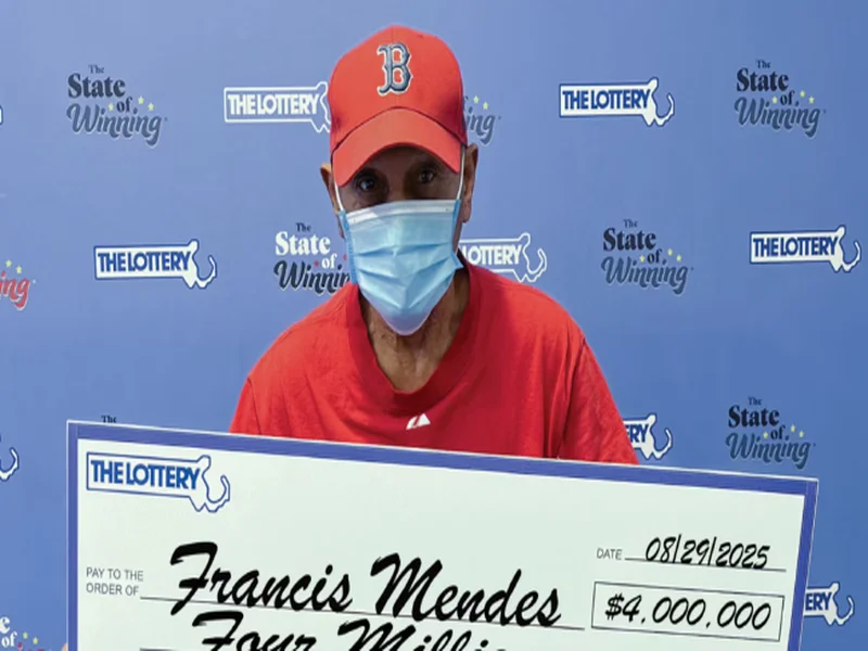 双色球130期观察预测：红球三区比例回调，这几枚热号值得参考！